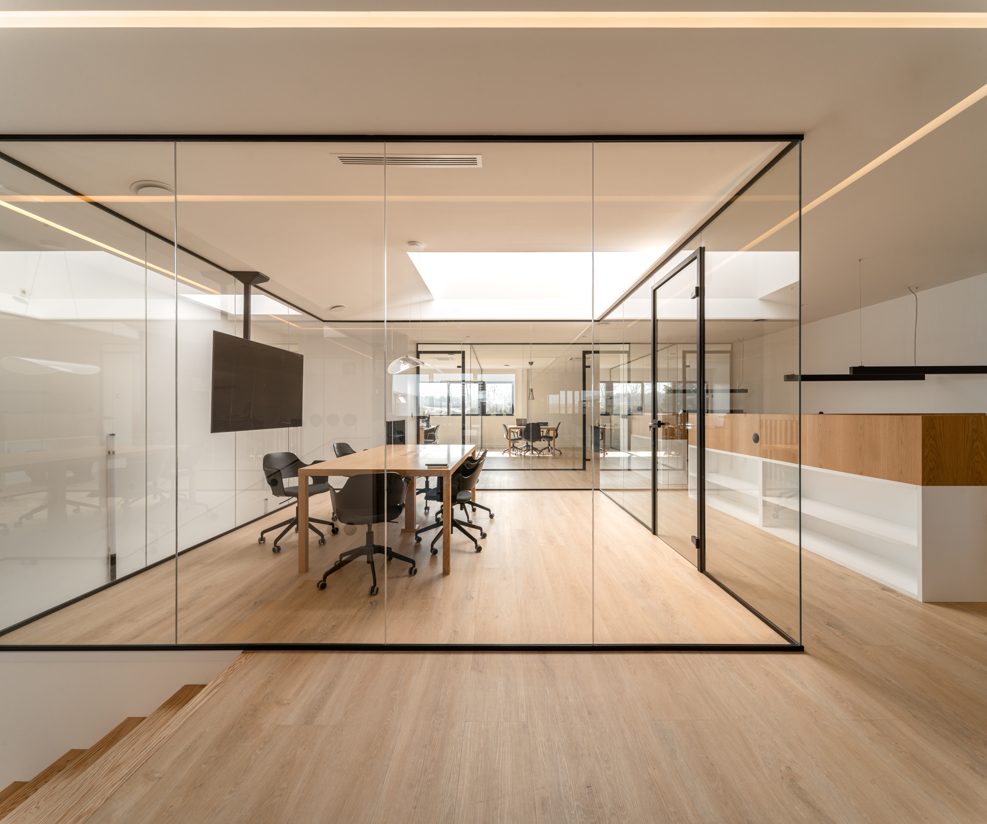 Rénovation de prestige de bureaux à Plaisir par Groupe RSM, entreprise de rénovation à Paris