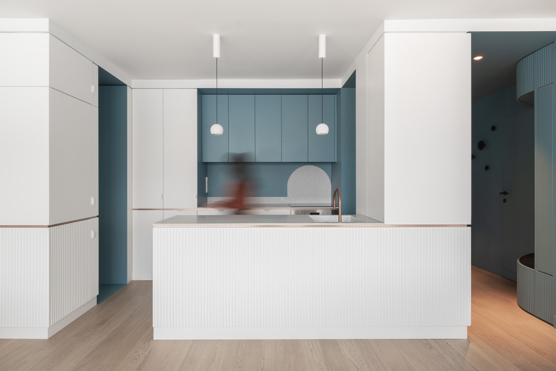 Rénovation de prestige d'un duplex contemporain à Paris 13 par Groupe RSM